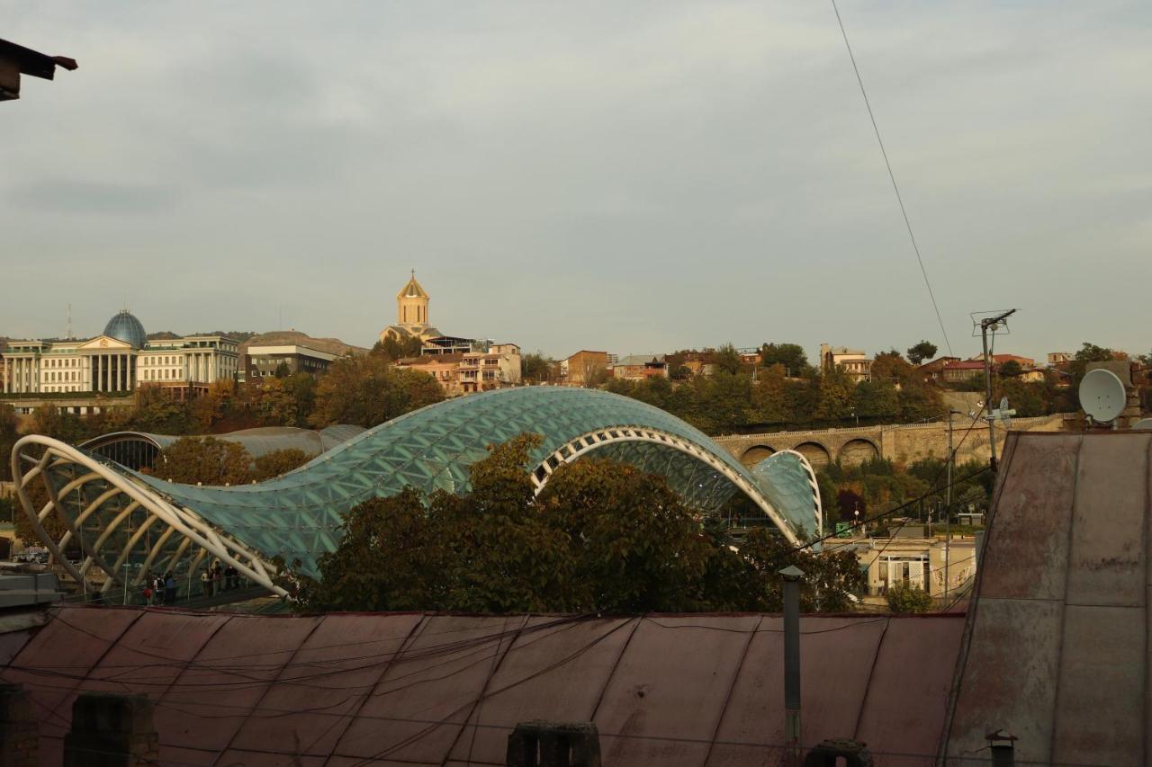 Aivani 8 Tbilisi Bagian luar foto